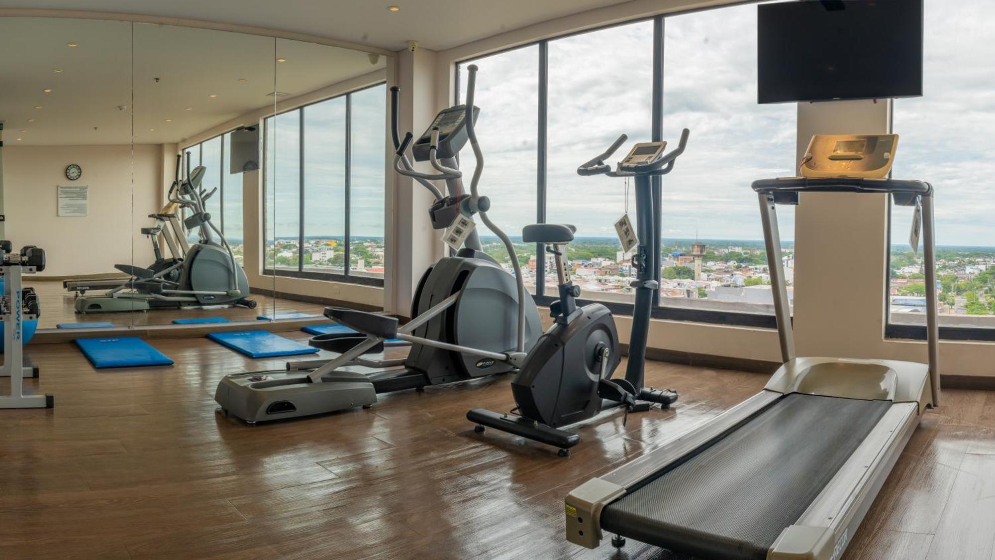 Holiday Inn Express Yopal By Ihg Exteriör bild